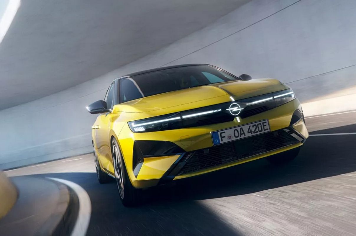 &Eta; Opel &kappa;ά&nu;&epsilon;&iota;&hellip; update &sigma;&tau;&omicron; Astra