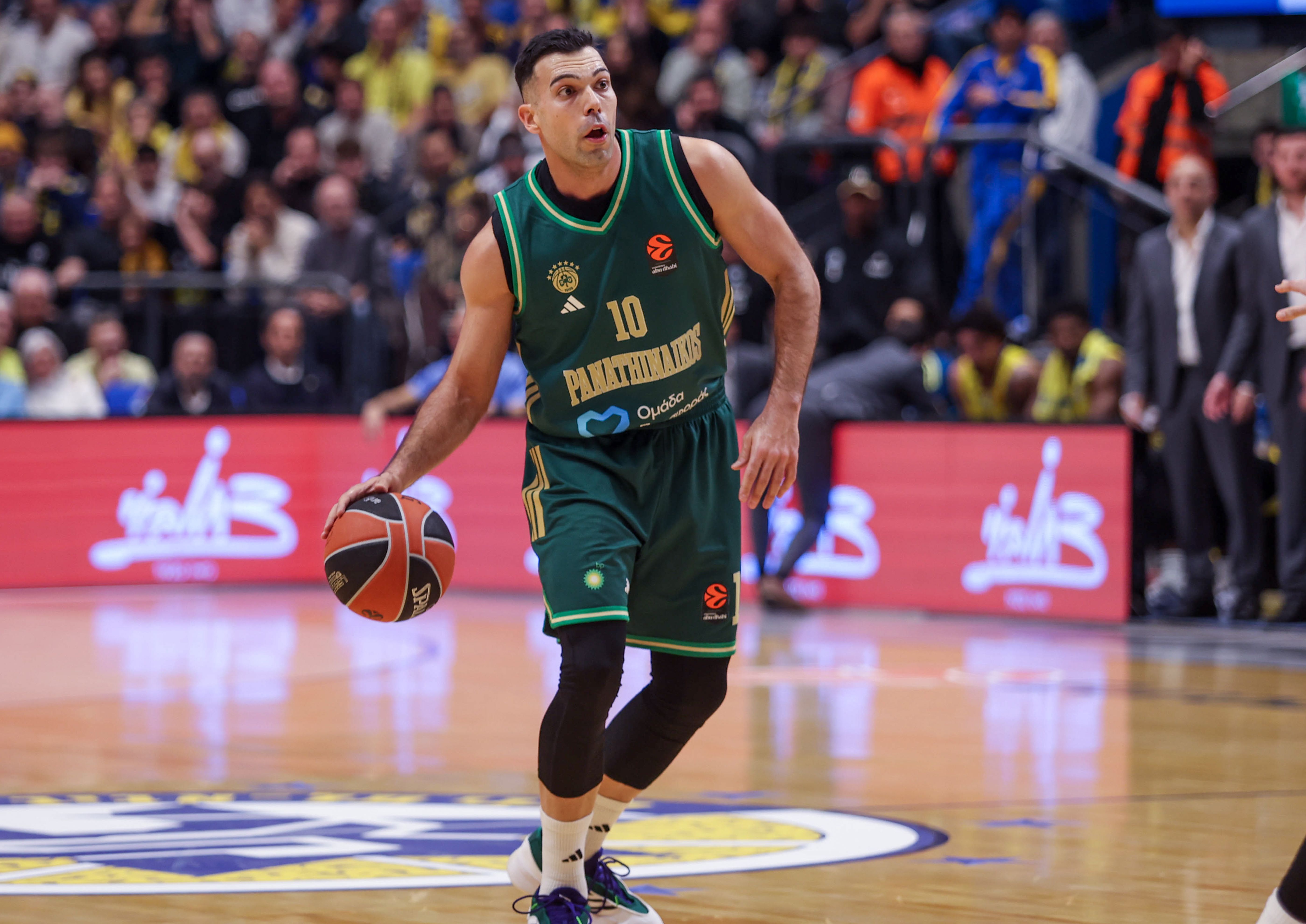 Σπάνιο γεγονός για τον Σλούκα - Πότε είχε ξαναμείνει άποντος