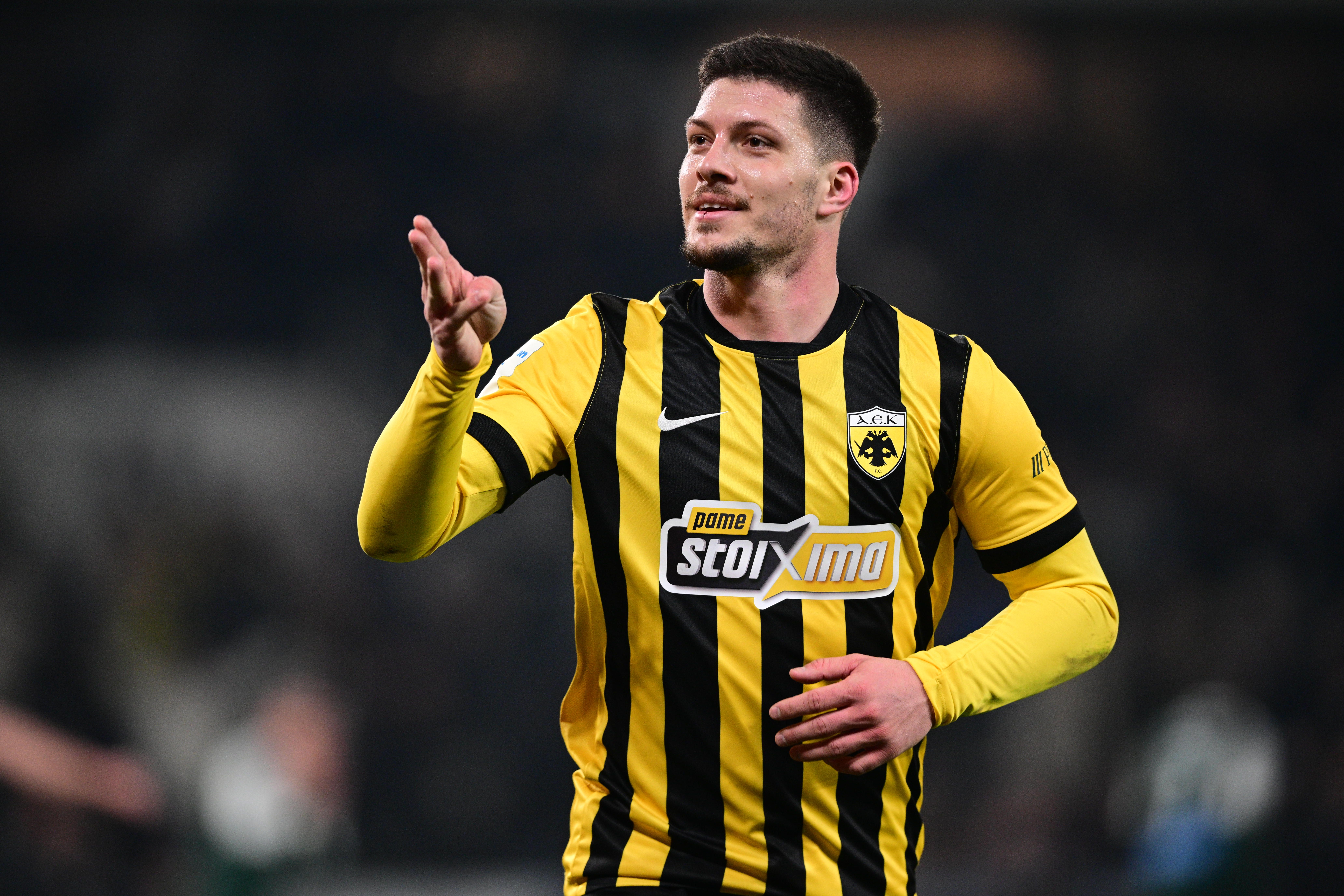 &Xi;έ&phi;&rho;&epsilon;&nu;&omicron;&iota; &pi;&alpha;&nu;&eta;&gamma;&upsilon;&rho;&iota;&sigma;&mu;&omicron;ί &alpha;&pi;ό &tau;&eta;&nu; &omicron;&iota;&kappa;&omicron;&gamma;έ&nu;&epsilon;&iota;&alpha; &tau;&omicron;&upsilon; &Gamma;&iota;ό&beta;&iota;&tau;&sigmaf; &gamma;&iota;&alpha; &tau;&omicron; &kappa;&alpha;&rho;έ &tau;&epsilon;&rho;&mu;ά&tau;&omega;&nu; (vid)