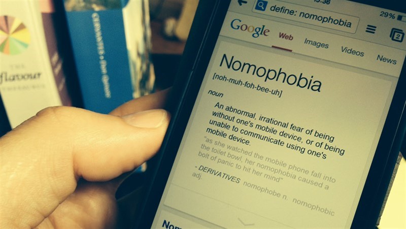 nomophobia_800x452_800x451.jpg