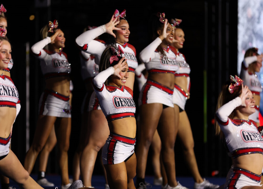 CHEERLEADERS