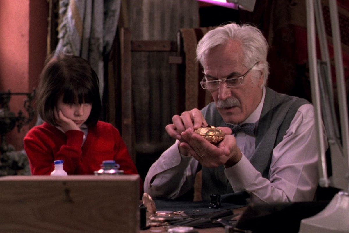 Cronos: Η πρώτη ταινία του Γκιγιέρμο Ντελ Τόρο ήταν μία άλλη εκδοχή του μύθου του Φρανκενστάιν