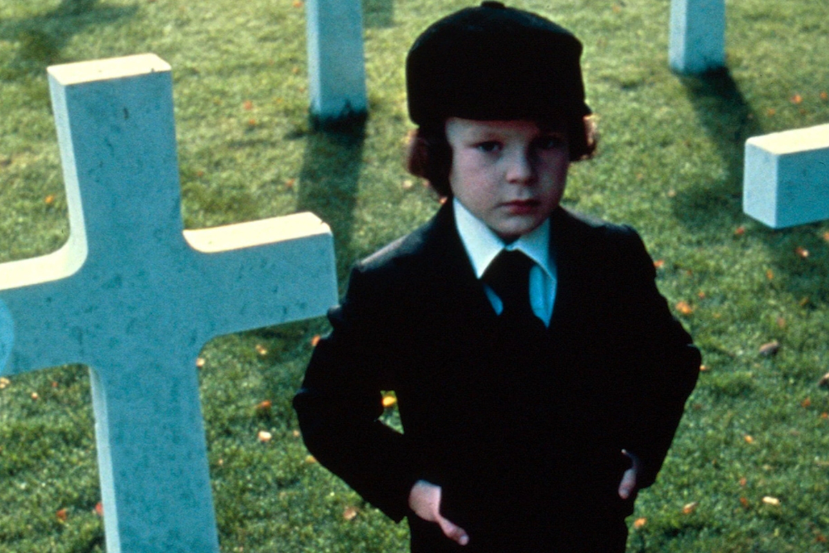 Evil kids: 6 ταινίες με ανατριχιαστικά παιδιά που φέρνουν τον τρόμο