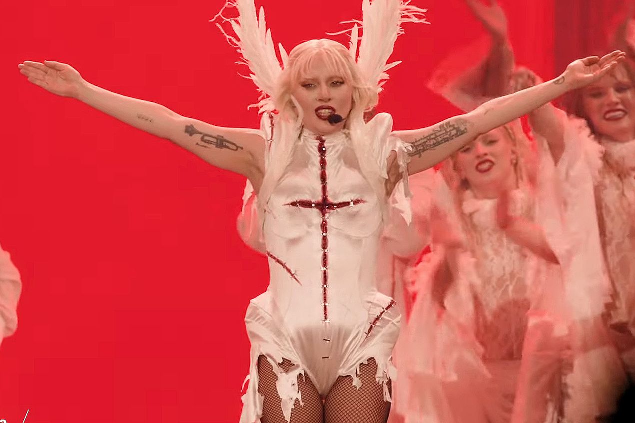 Coachella 2025: Τα πιο iconic looks που είδαμε (μέχρι τώρα)
