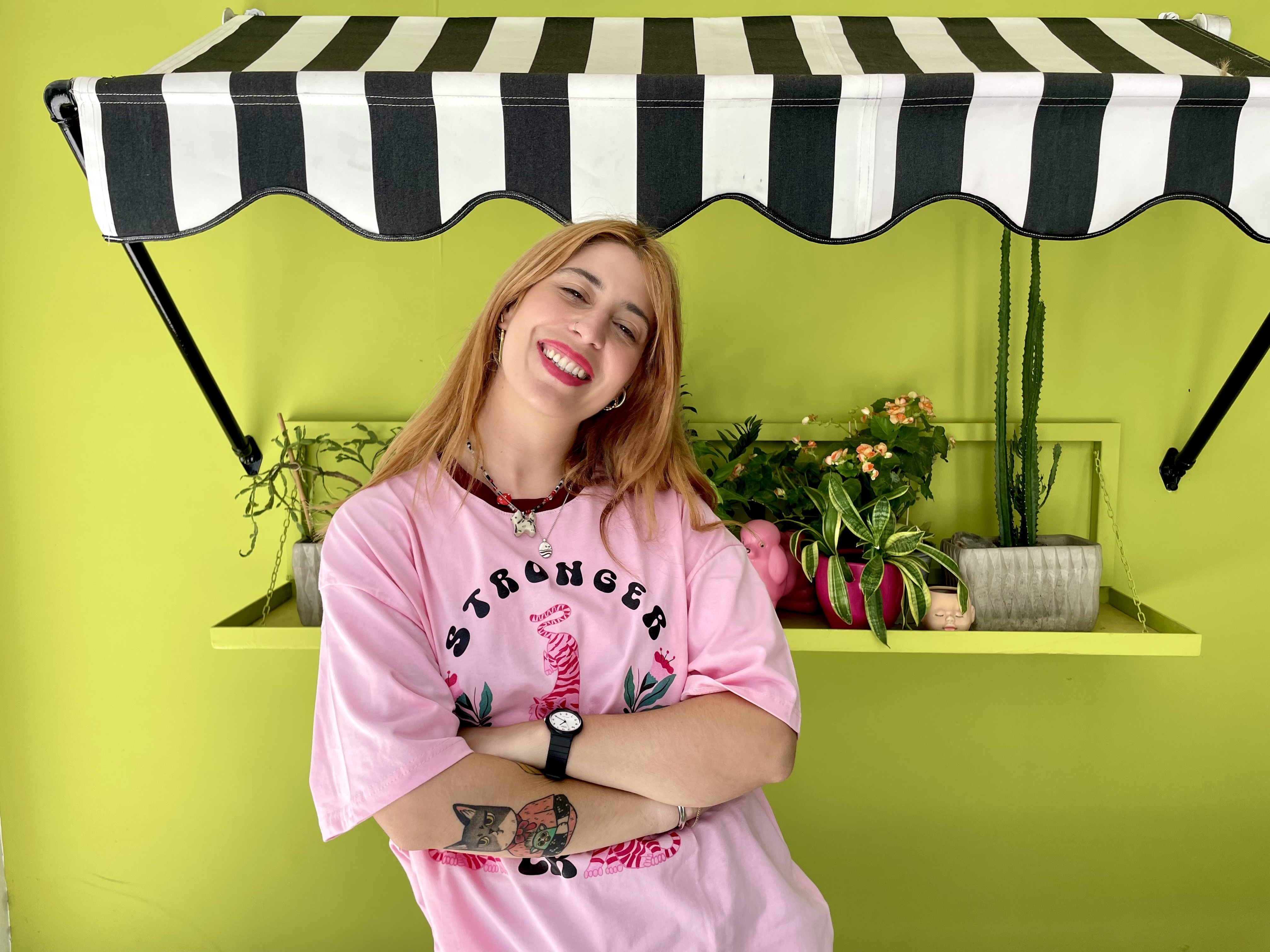 Street Fashion Storytellers: Η Ελισάβετ Μαύρου μάς συστήνει έναν πολύχρωμο κόσμο γεμάτο με αλλαγές και νοσταλγία