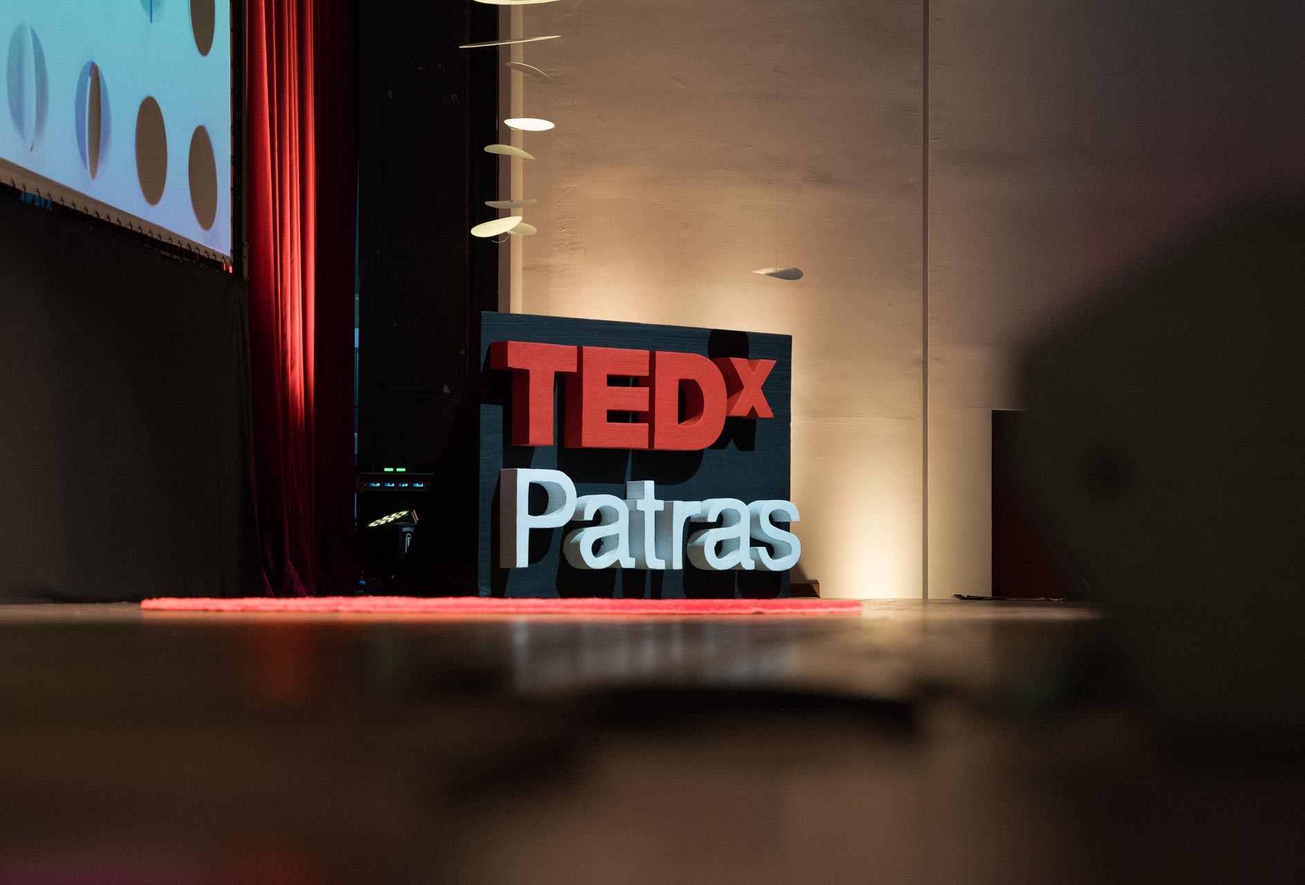 TEDxPatras 2025: Τεχνητή νοημοσύνη, διάστημα & τέχνη σε ένα ταξίδι στο αύριο