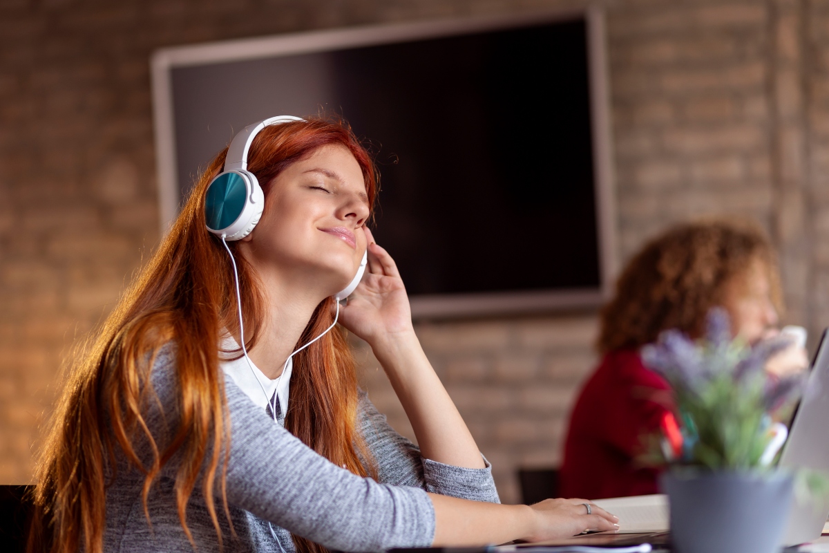 «Μπορεί η μουσική να μας… θεραπεύσει;»: Η αλήθεια πίσω από τις μελέτες